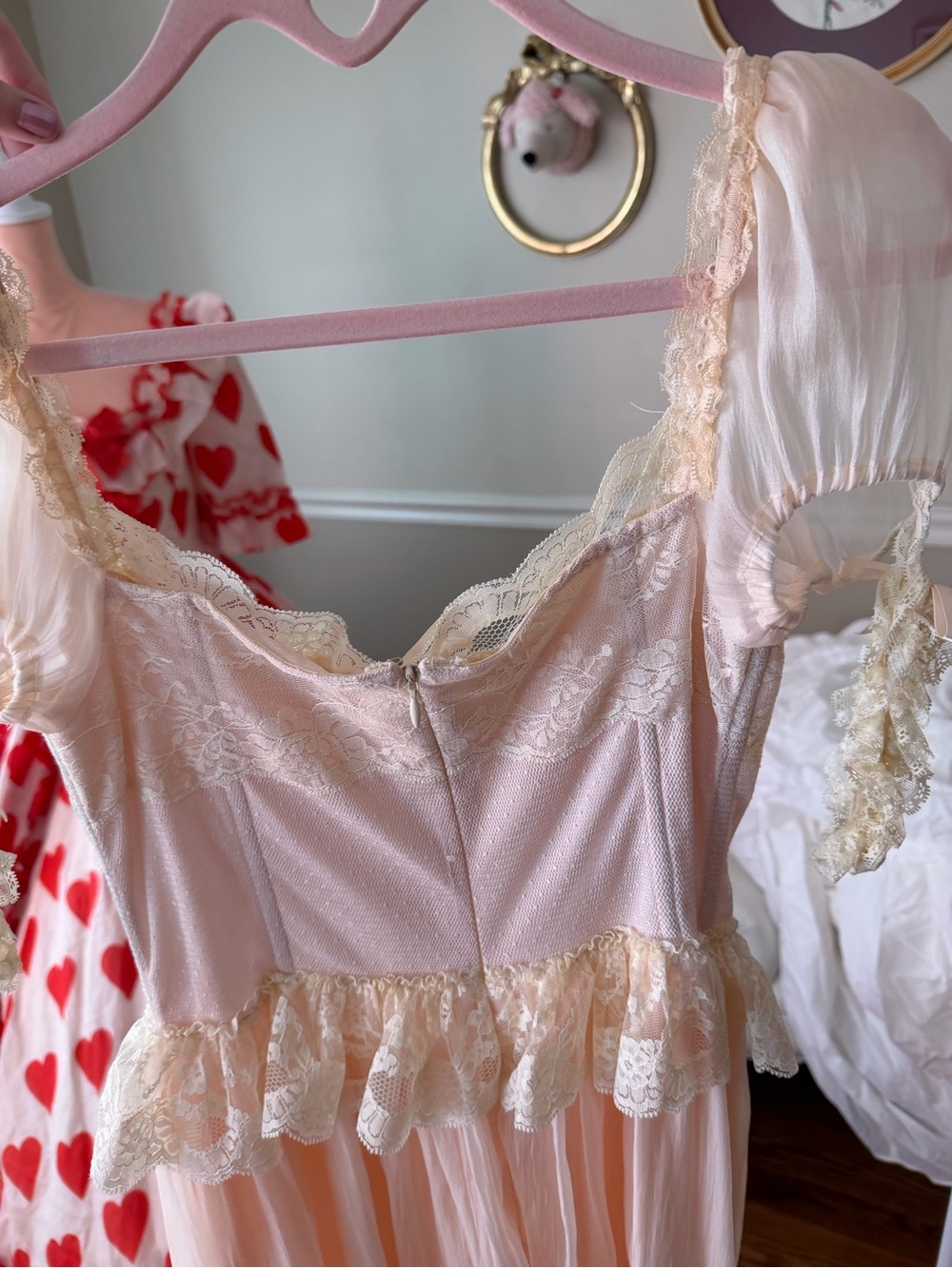 Lacemade dress - Picture 12 of 16